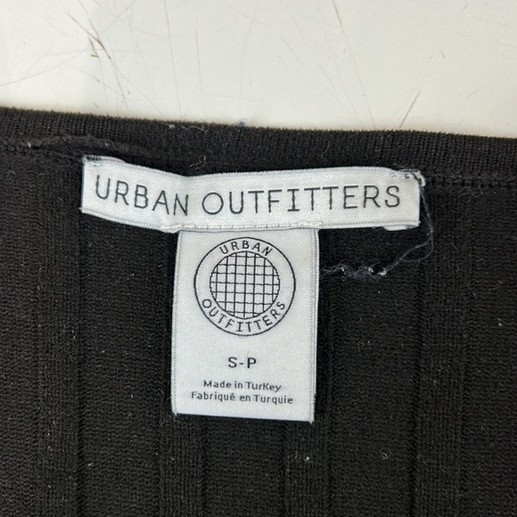 Urban Outfitters Black Long Sleeve Crossover Sweater - Picture 11 of 12